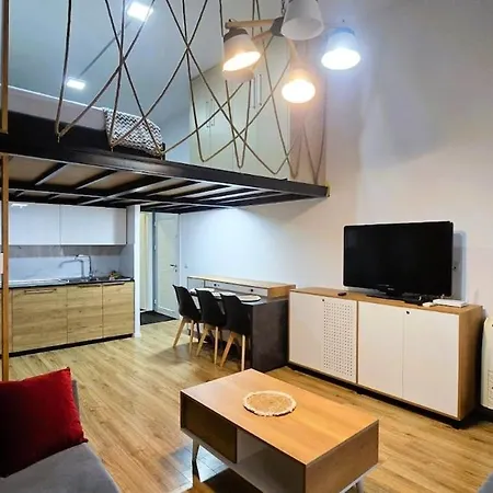Modern & Bright Appartement