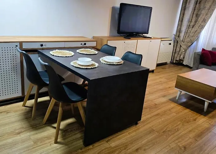 Modern & Bright Apartament Tirana