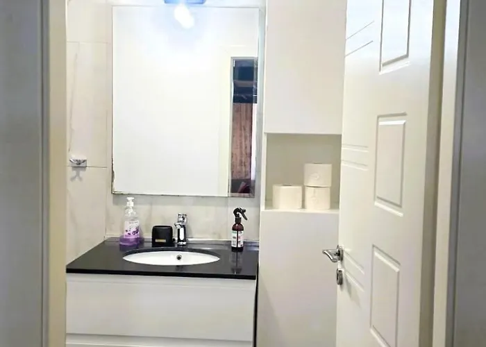 Appartement Modern & Bright Tirana